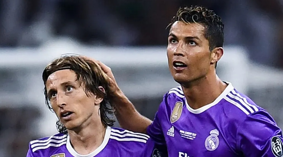Huyền Thoại Luka Modric Chia Tay Real Madrid: Lời Tri Ân Cảm Động Từ Cristiano Ronaldo