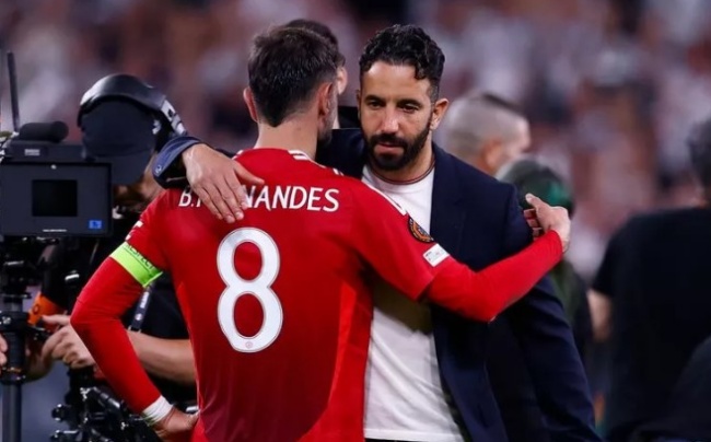 Tương lai Bruno Fernandes tại Man Utd: Sự ra đi hay ở lại phụ thuộc vào cuộc đại phẫu toàn diện?