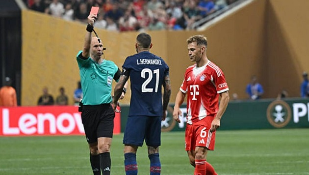 PSG đại thắng Bayern Munich: Thẻ đỏ, VAR và chiến thắng kịch tính