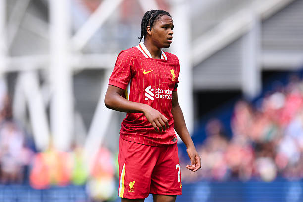Rio Ngumoha: Thần đồng 16 tuổi liệu có tỏa sáng rực rỡ tại Anfield?